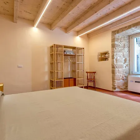 Contrada Sant Esteve - Magnolia Holidays *