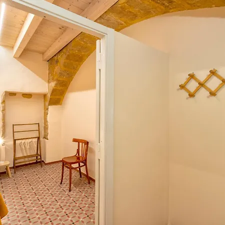 Contrada Sant Esteve - Magnolia Holidays *